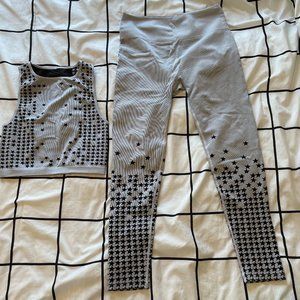 Fabletics Houndstooth/Star Grey Set